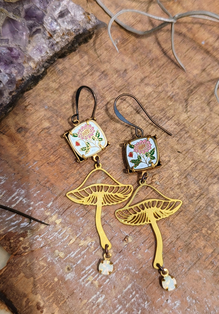 Brass Mushroom Earrings - Vintage Rhinestones 1