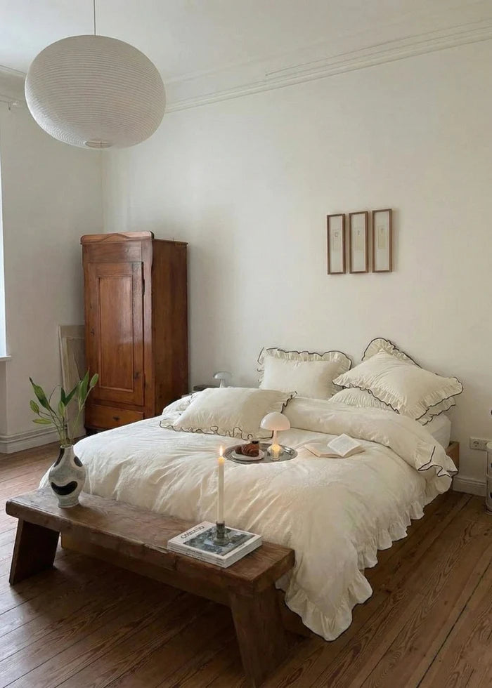 - Ever Lasting - Silky Ruffle Small Room Bedding Set / Ivory White - Bedding Set - Ever Lasting