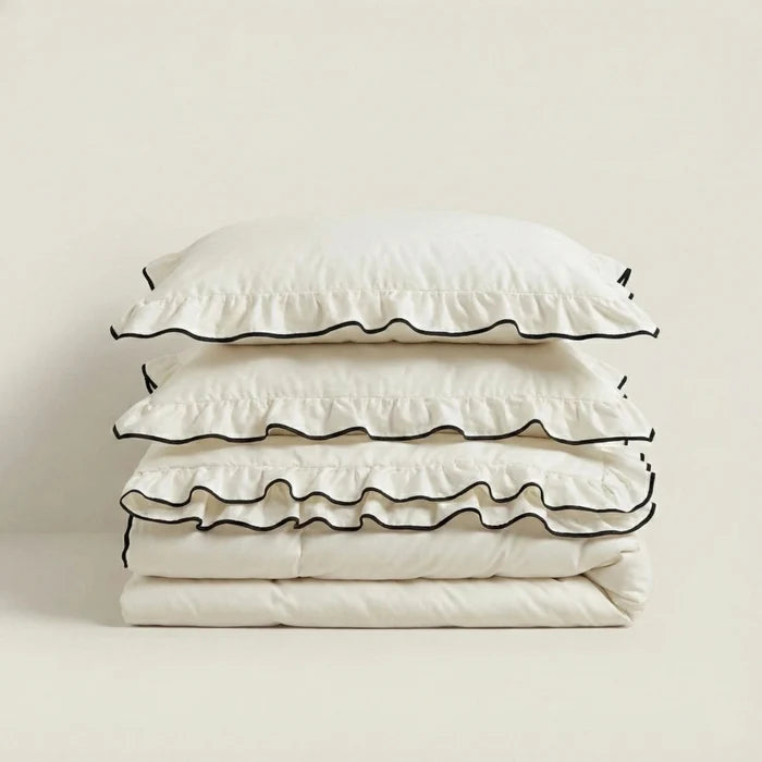 - Ever Lasting - Silky Ruffle Small Room Bedding Set / Ivory White - Bedding Set - Ever Lasting