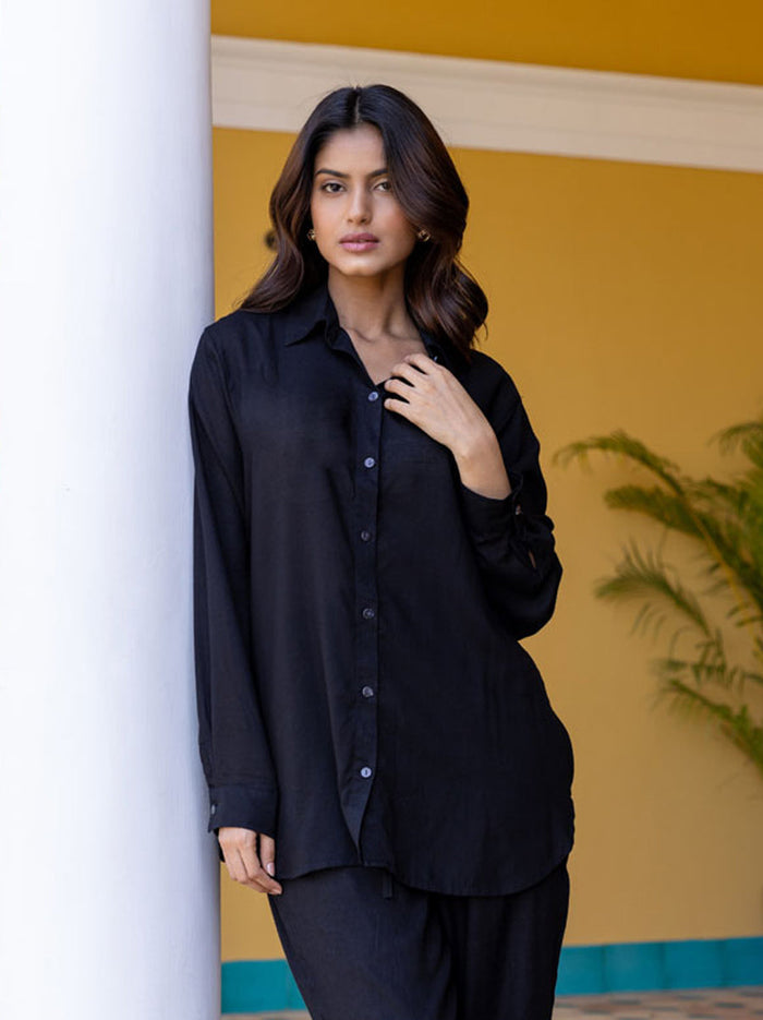 Solid Black Slub Shirt - Pinklay