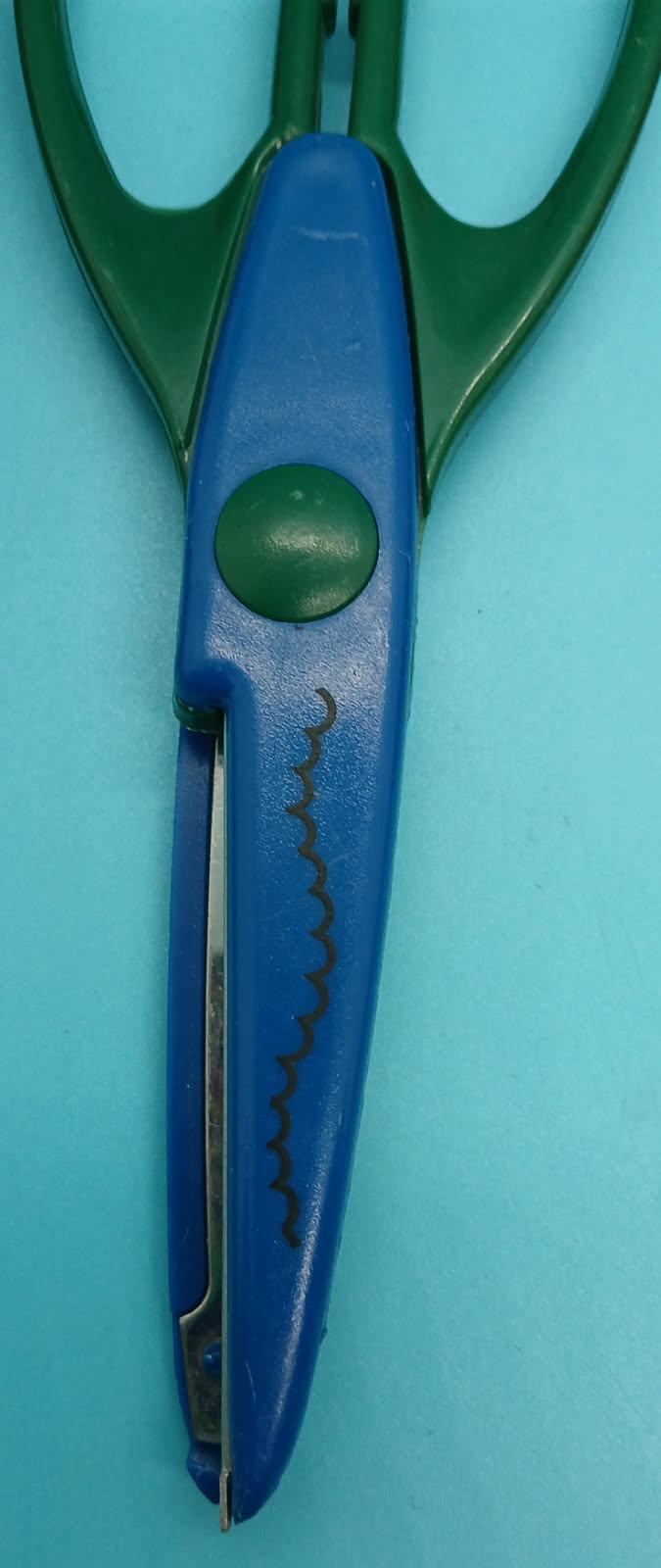 Various Decorative Pattern Scissors - 6 Count